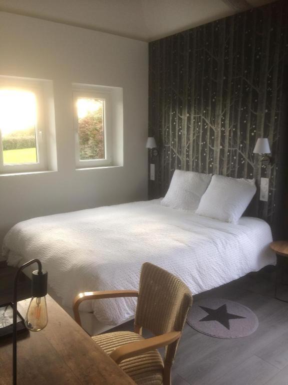 Maison D'Hotes La Bihoree Saint-Germain-de-Livet Стая снимка